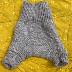 Disana 100% virgin wool shorties gray